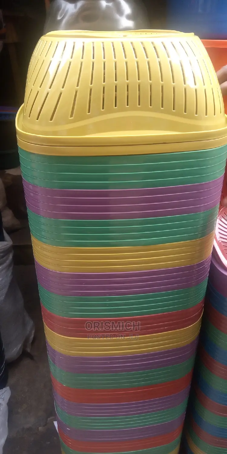 12pcs Plastic Sieve
