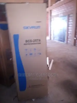 257lit Skyrun Fridge With a Year Warranty