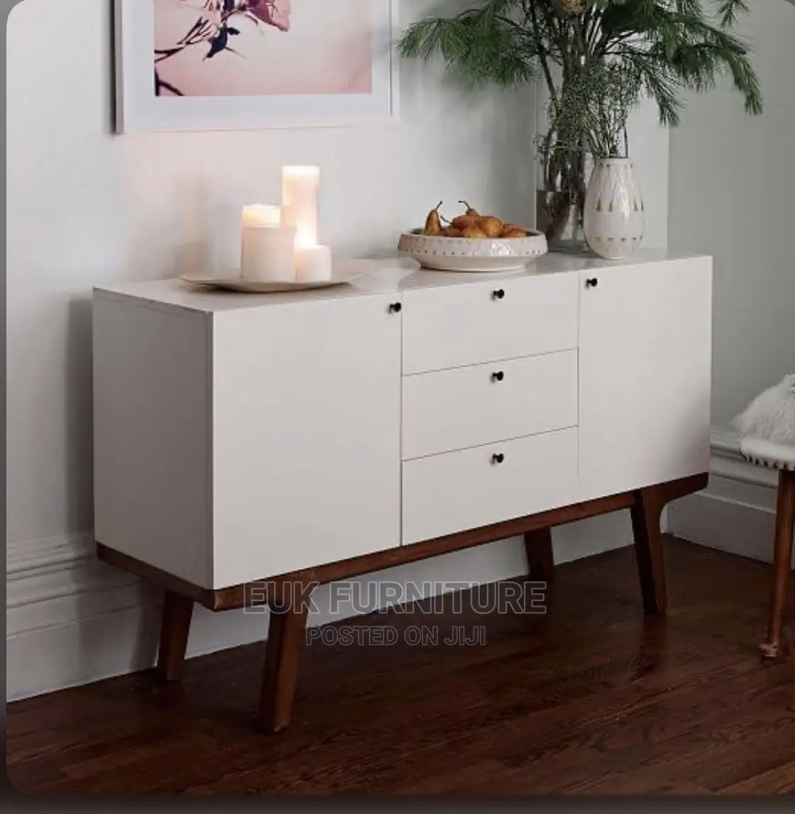 Quality Side Board