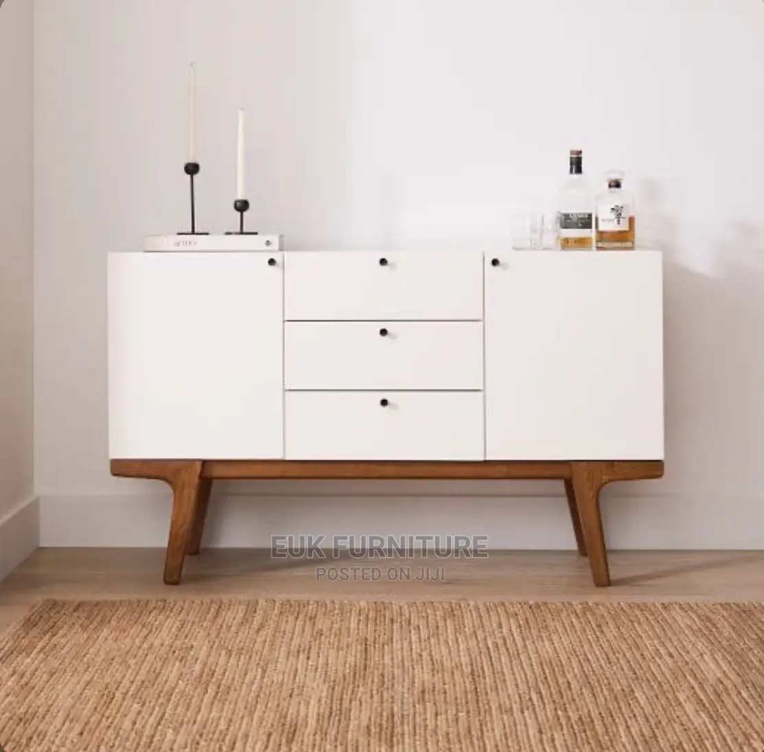 Quality Side Board