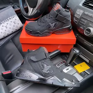 Louis Vuitton LV Trainer 2 Black