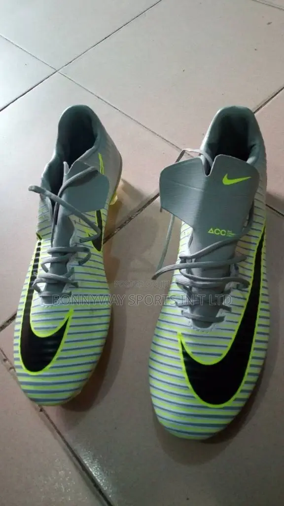 Mercurial Nike Soccer Boot