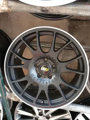 18rim Black Camry