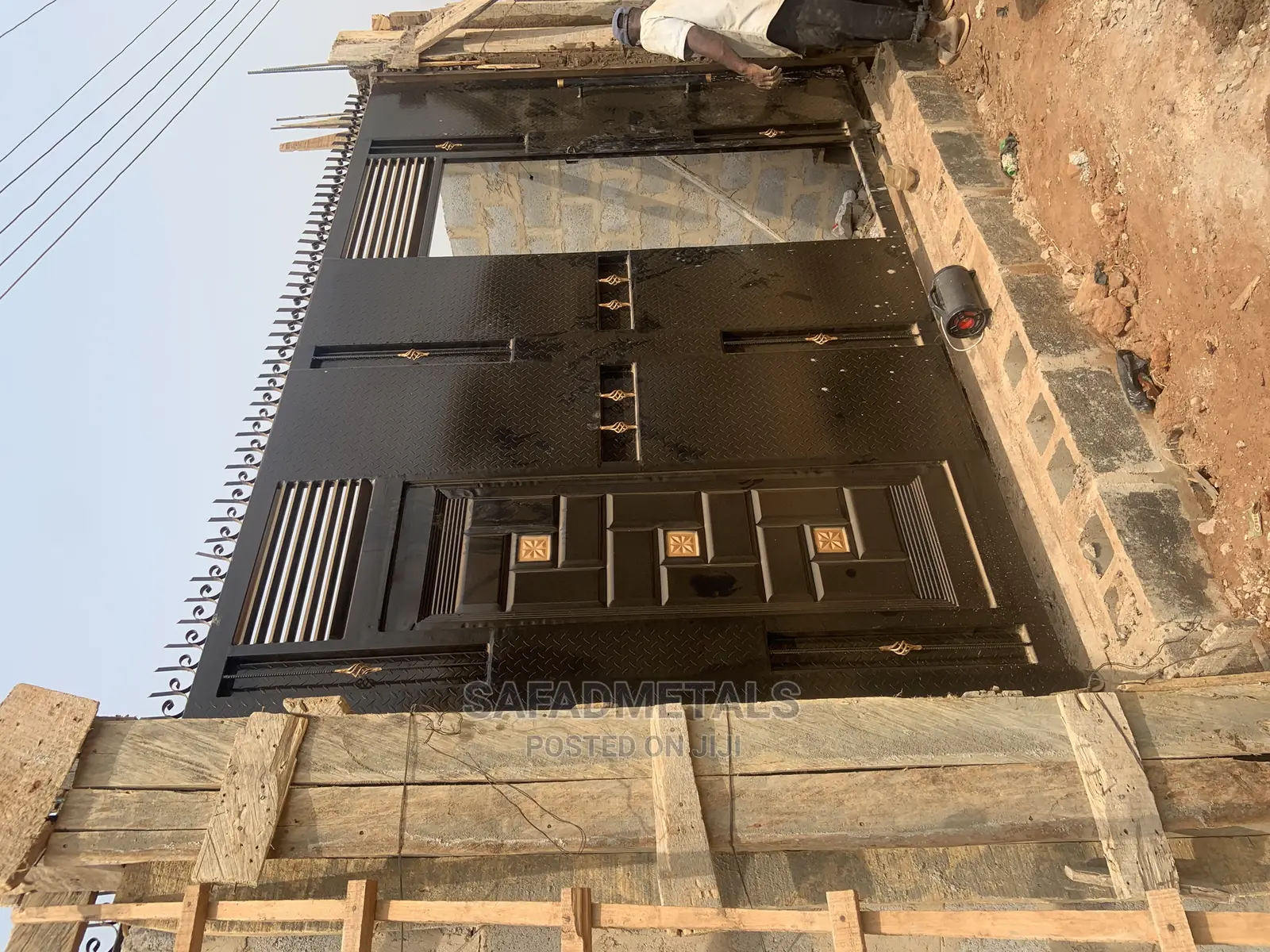 14ft Rolling Gate