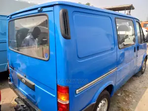 Ford Transit 2004 Blue
