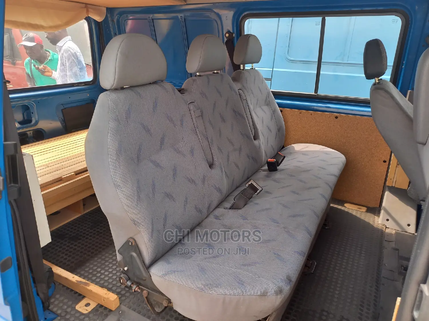 Ford Transit 2004 Blue