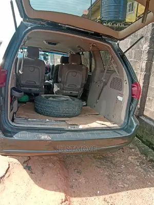 Toyota Sienna Van for Hire