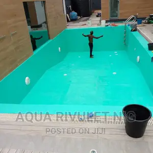 Overflow Swimming Pool