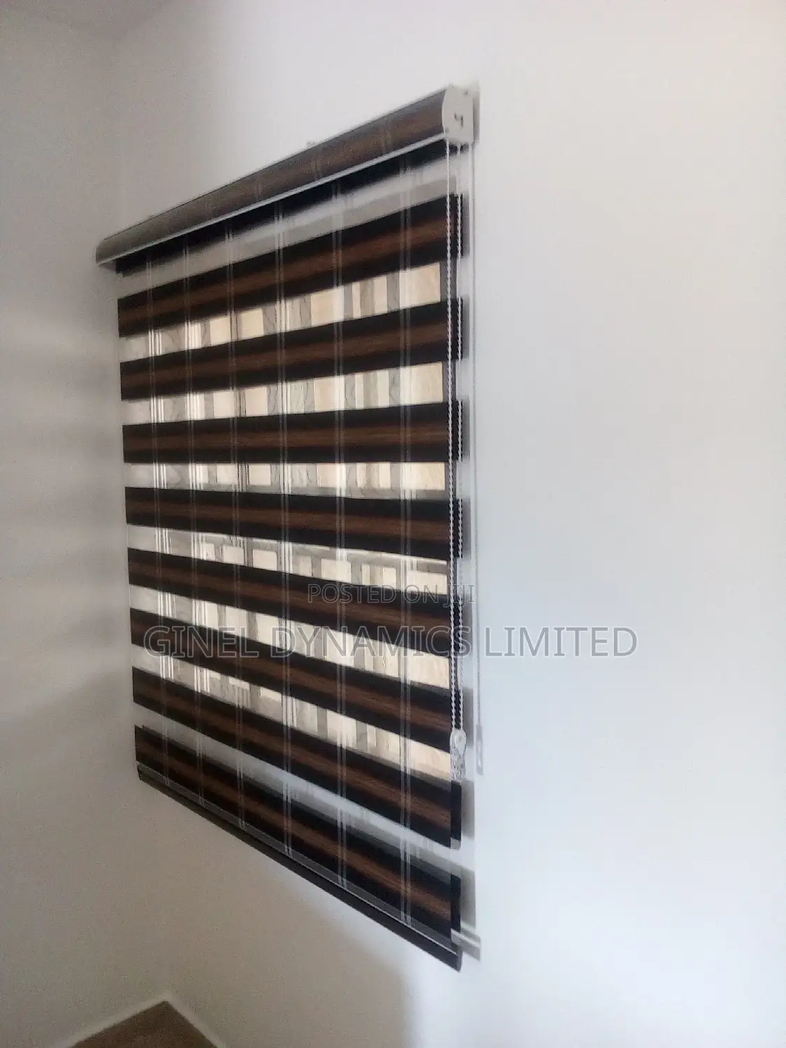 High Quality Window Blind (Free Delivery)
