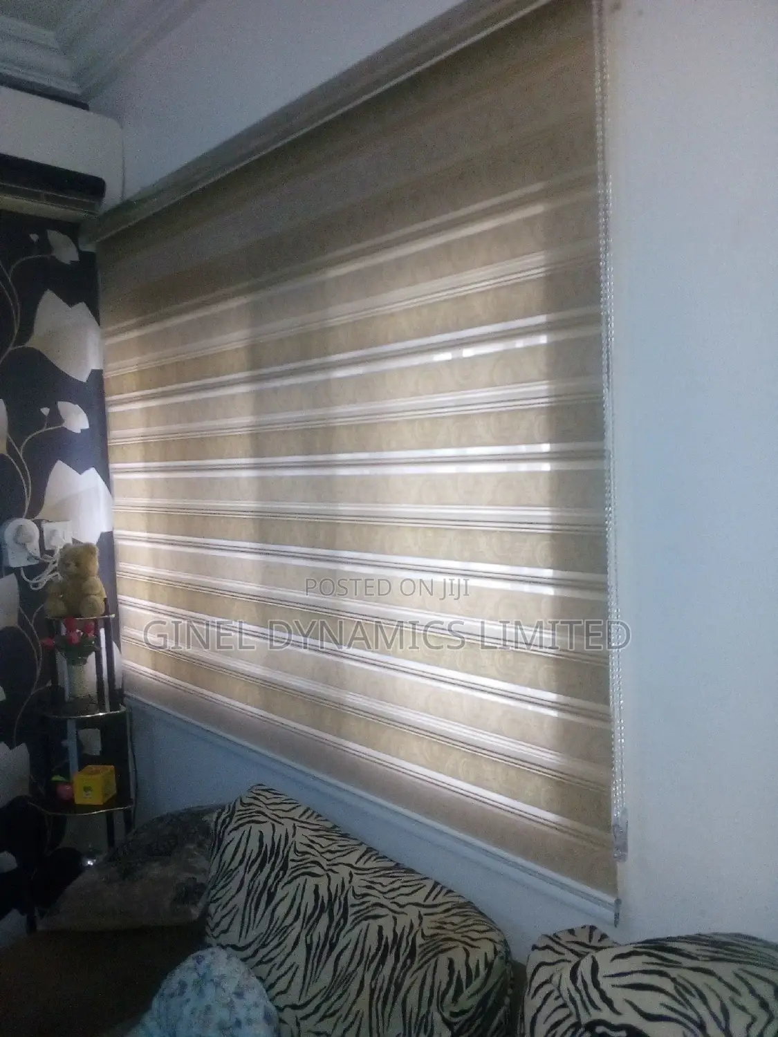 High Quality Window Blinds (Free Delivery)