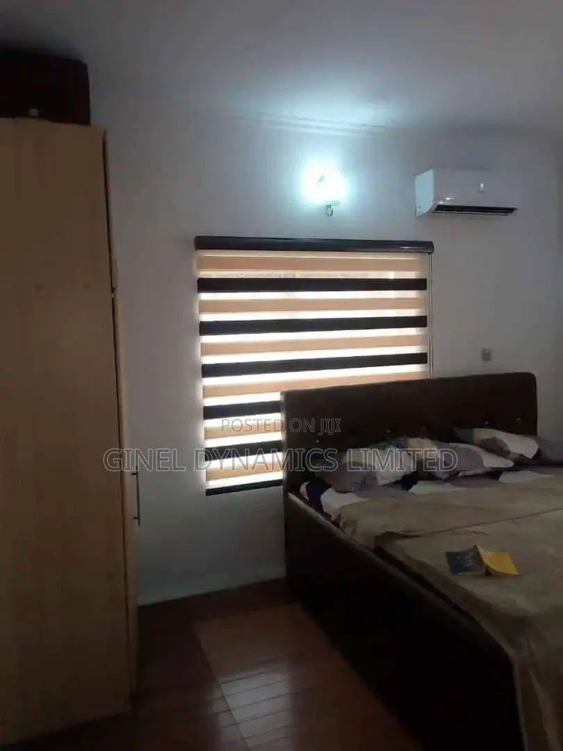 High Quality Window Blinds (Free Delivery)