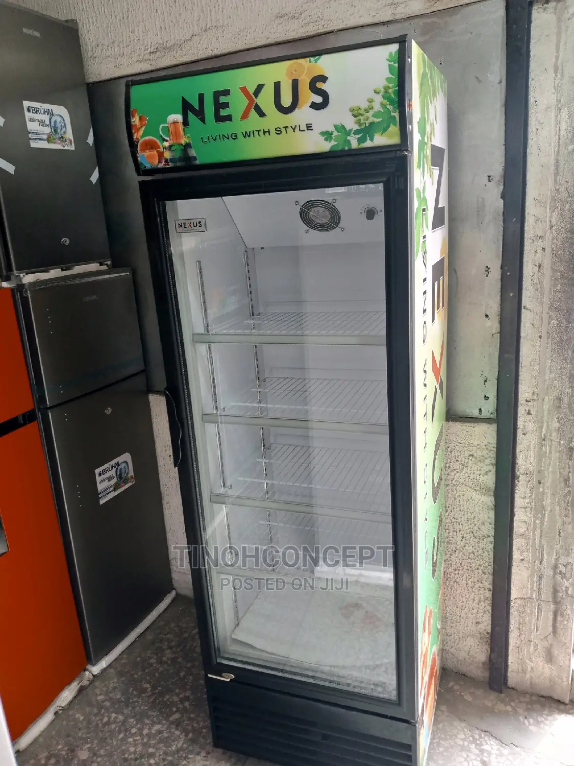 Nexus Showcase Chiller 300m