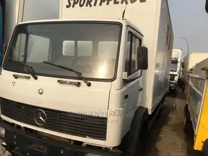 Mercedes 814