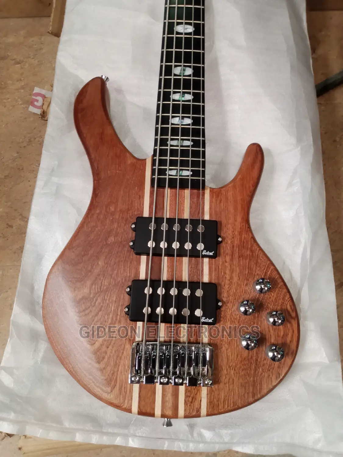 Smiger Active 5strings Bass Guitar
