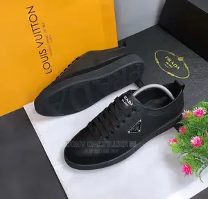 New Men’S Logo PRADA Black Sneakers Now Available*