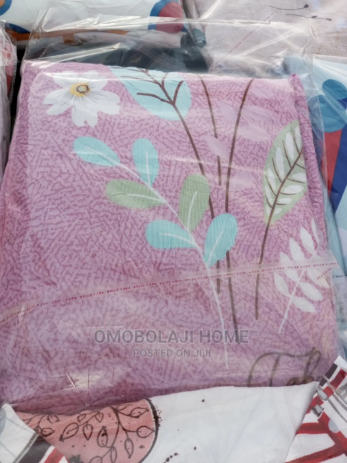 7 by 7 Bed Sheet With Two Pillow Cases