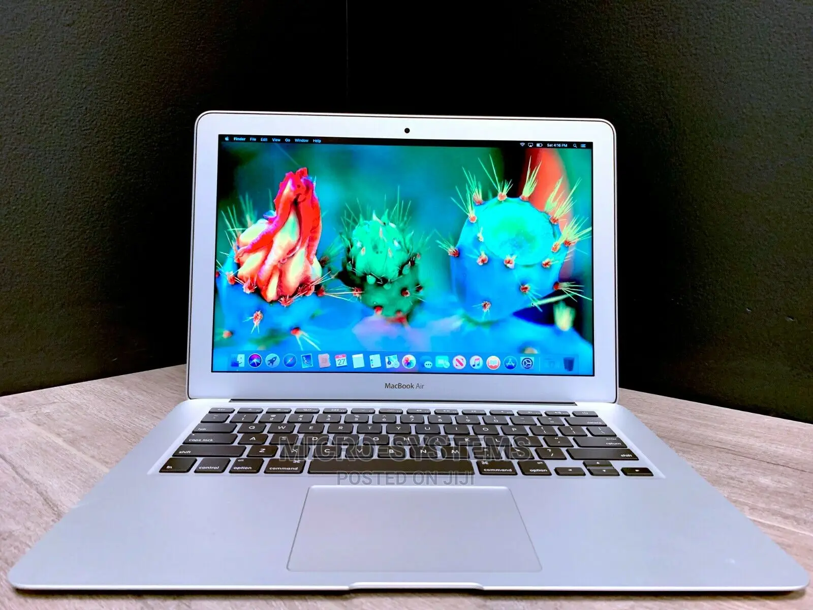 Laptop Apple MacBook Air 256GB Intel Core I7 HDD+SSD 256GB