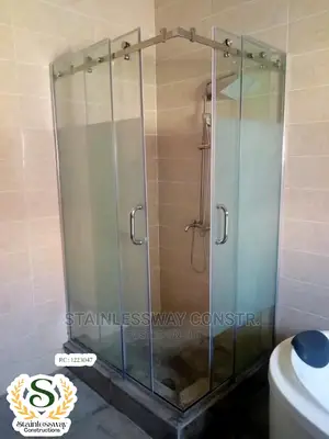 Shower Cubicle Prox