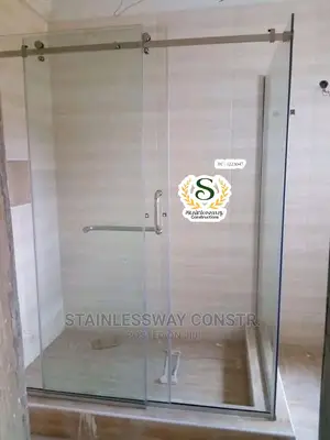 Shower Cubicle Awe
