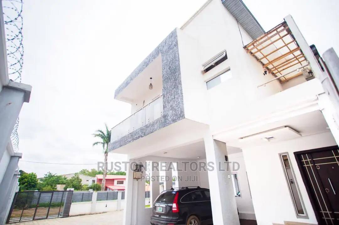 Furnished 3bdrm Duplex in Oluyole Estate for Sale