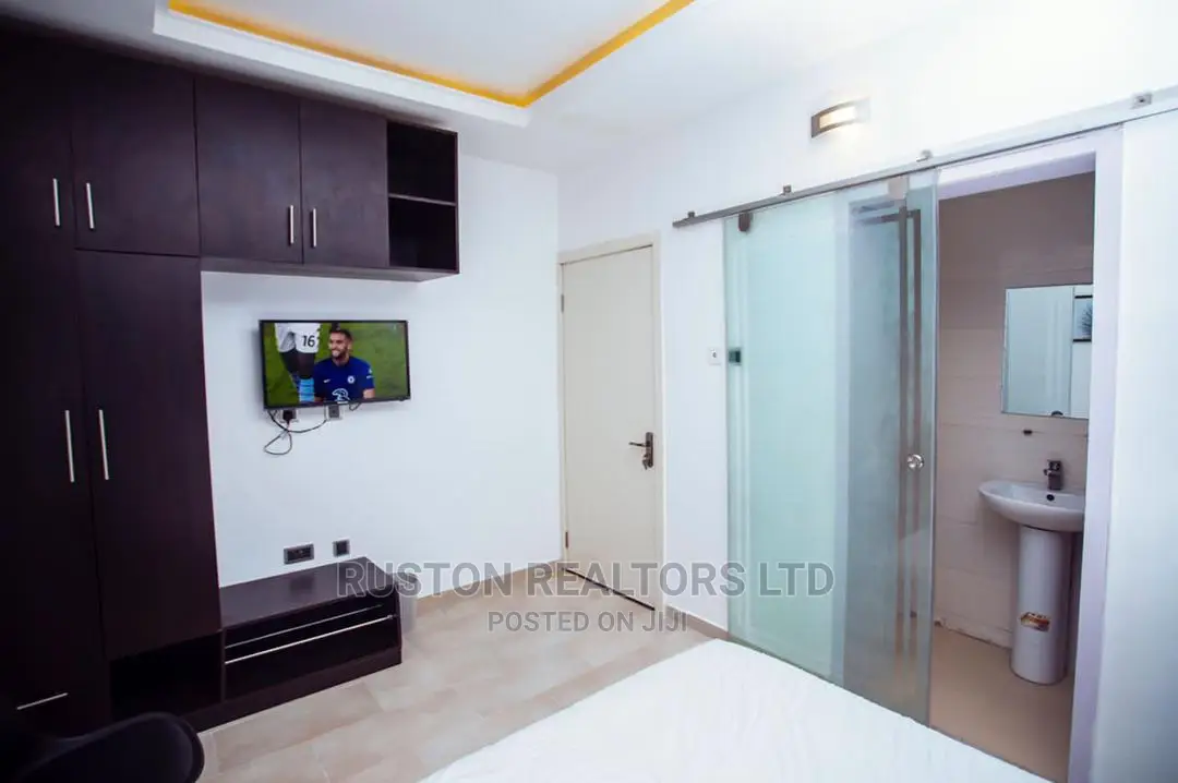 Furnished 3bdrm Duplex in Oluyole Estate for Sale