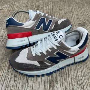 *New Balance MS_1300