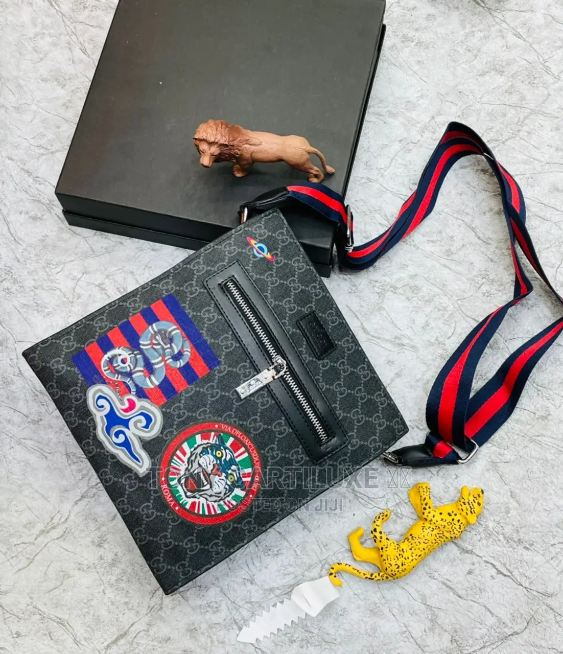 Gucci Cross Bag (Multi Function)