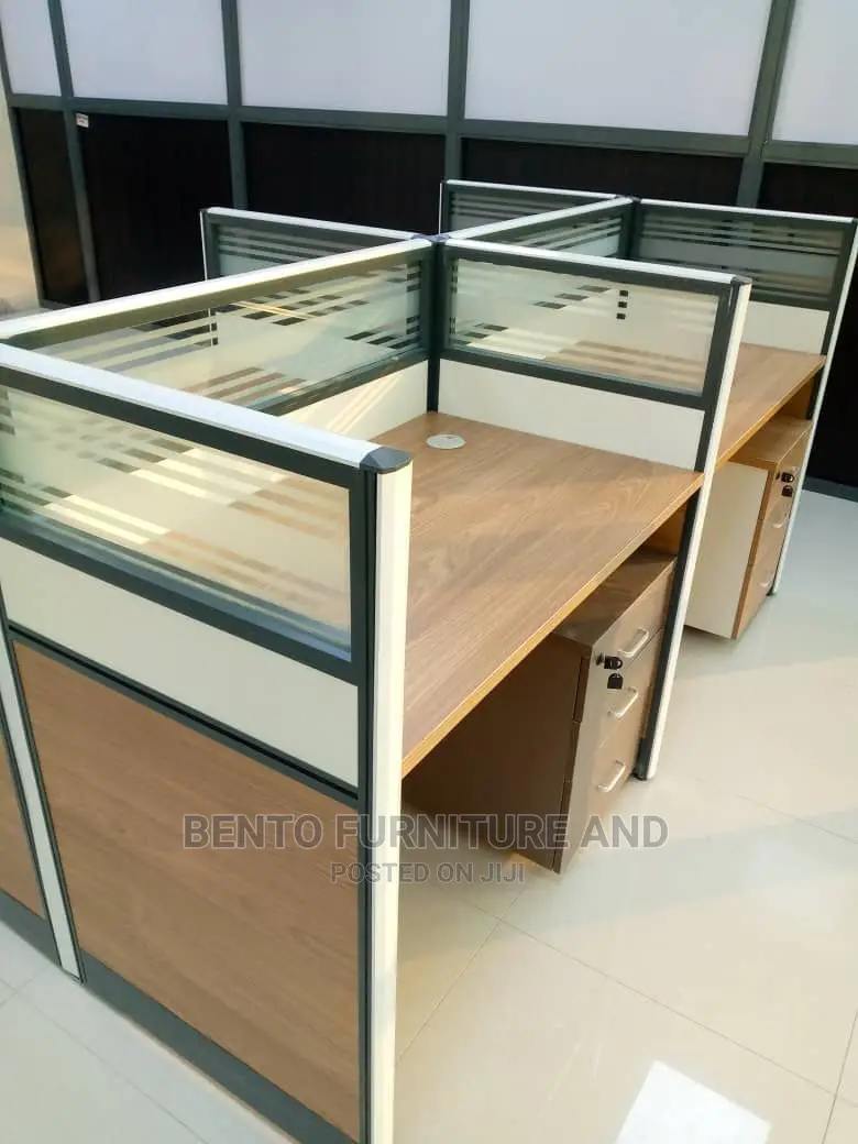 Workstation for 4 People