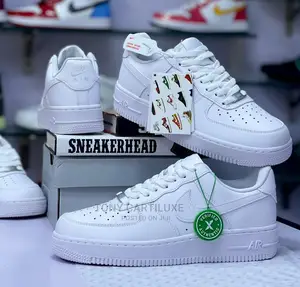 * a Grade *Nike Air Force 1