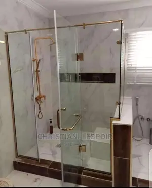 Bathrooms With Glass Fittings