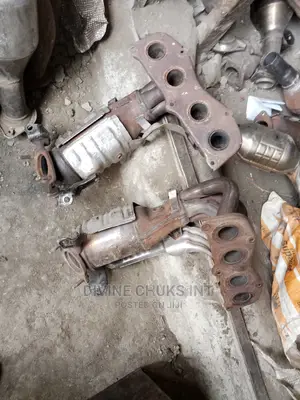 Complete Catalyst for Camry 2004, 2007 and 2012.