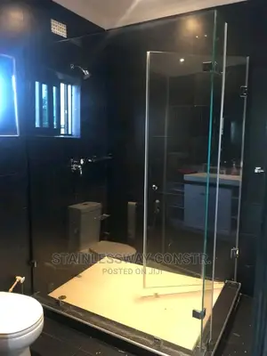 Shower Cubicle Sam