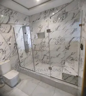 Shower Cubicle Flexo
