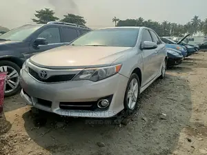 Toyota Camry 2013 Silver