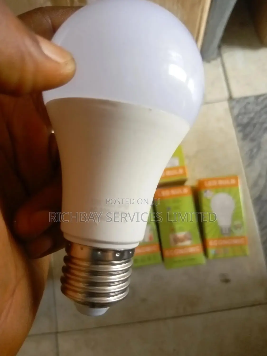 Led Bulb 9w And 12w 230v E27