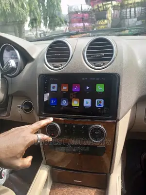 Photo - ML 350 Mercedes Benz Android Screen With GPS Navigation(Map)