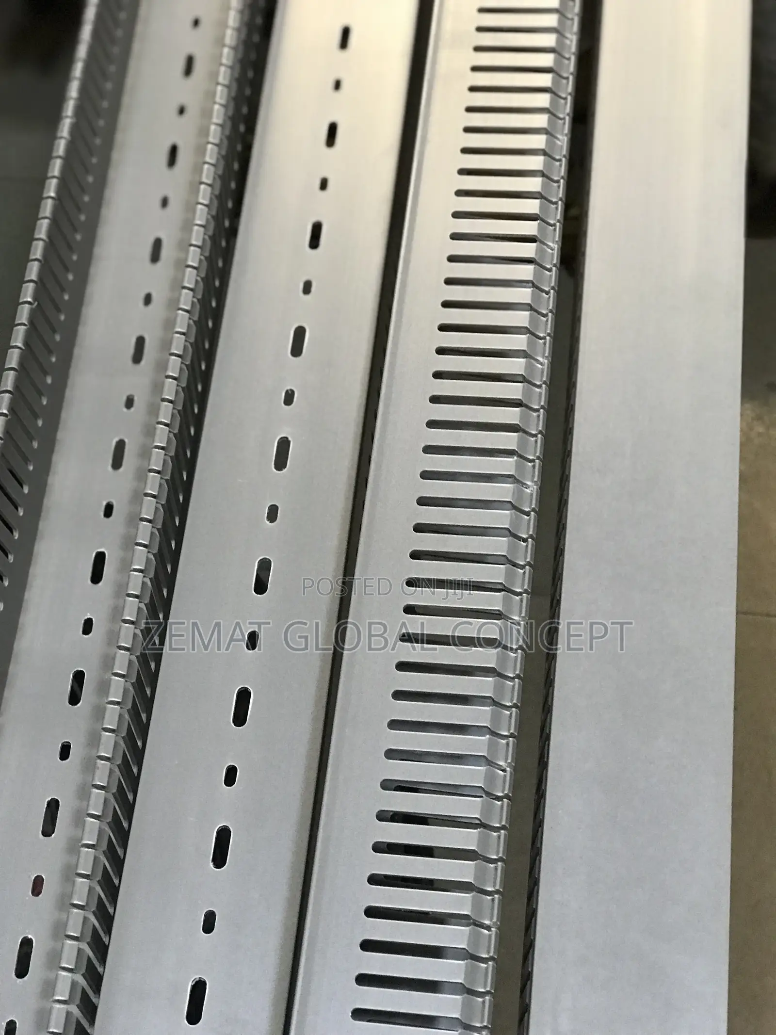 60x60 Pvc Cable Truncking