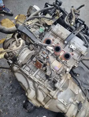 Toyota Engine V6 1GR Upper Filter