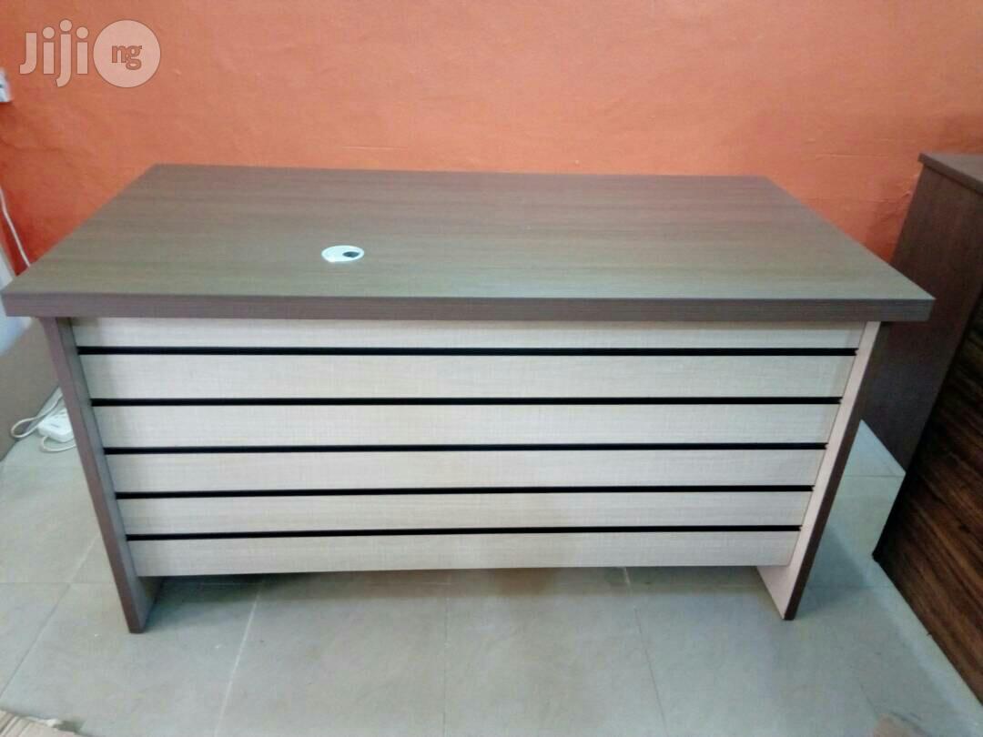1.4 Meters Executive Table