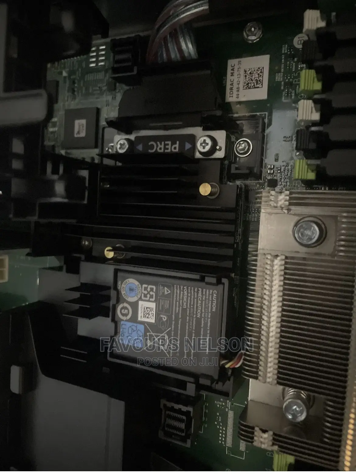 Server Dell PowerEdge R740xd 64GB Intel Xeon HDD 2T