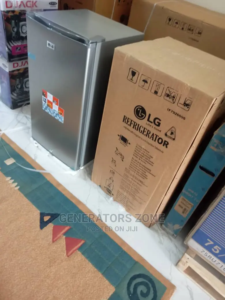 LG Top Freezer Fridge ( 3 Shelves)