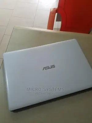 Laptop Asus X502CA 8GB Intel Core I5 HDD+SSD 500GB