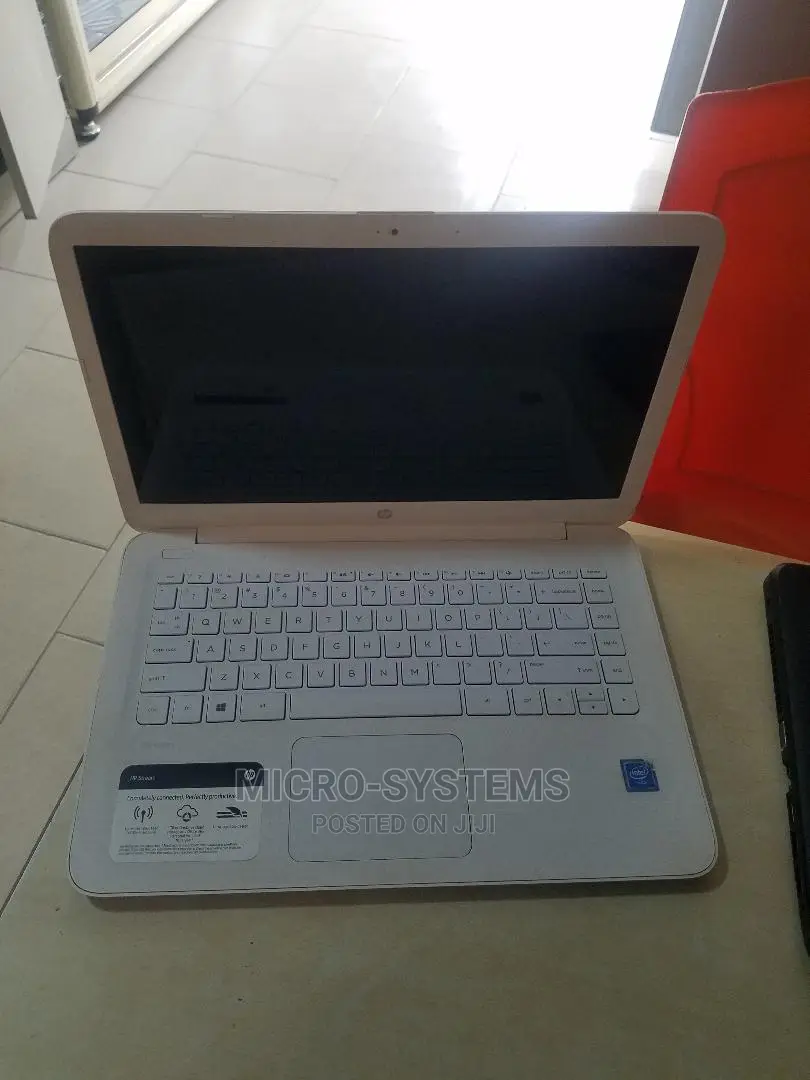 Laptop HP Stream 14 Pro G3 4GB Intel Celeron HDD+SSD 128GB
