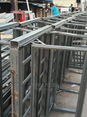 Tranzom Frameless Aluminium Window