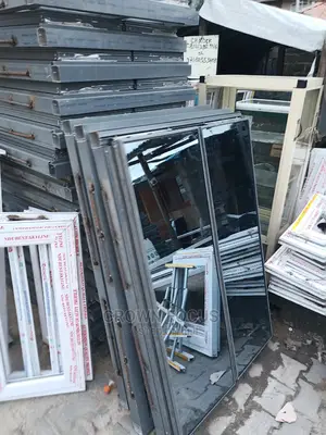 Tranzom Frameless Aluminium Window