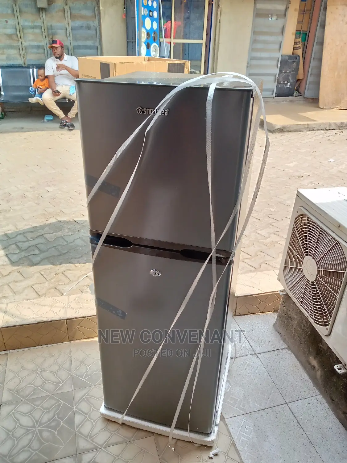 Snowsea Fridge Model 198