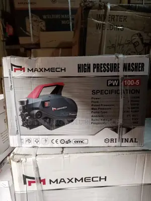 Pressure Washer With Complete Accessories 1100watt
