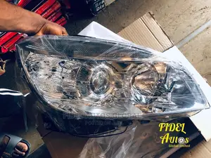C300 W204 2008 Headlights