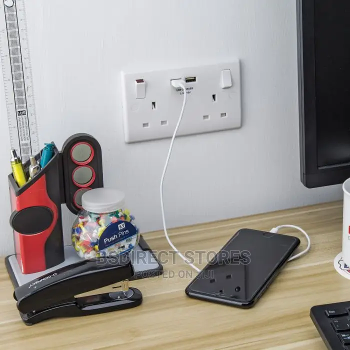 British General Nexus 13A 2 Gang Switched Socket PLUS USB