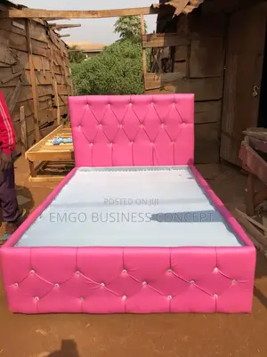 Bedframe Pink 6x4